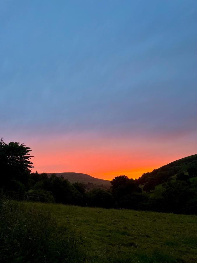 Black Mountains Stylish Hideaway, Nr Crickhowell Llanbedr  Extérieur photo